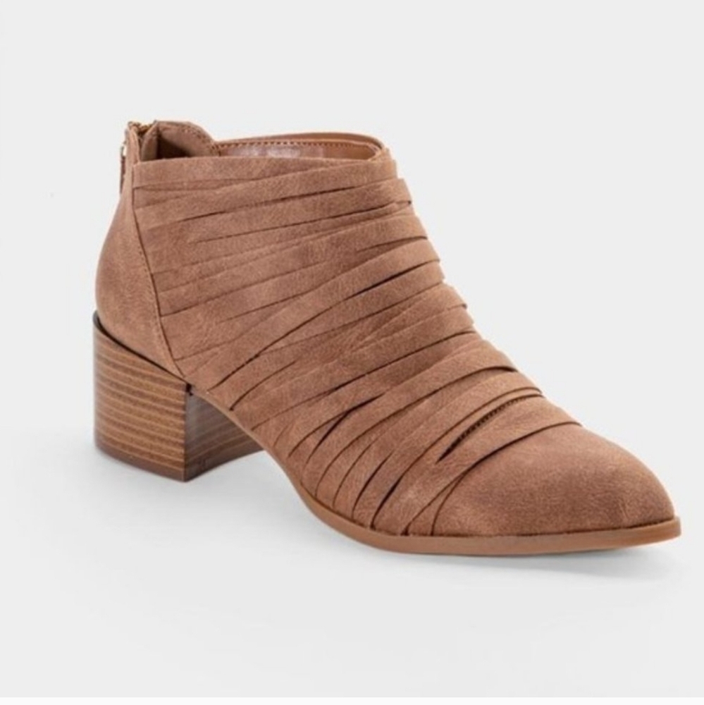 Fergalicious Iggy scrappy ankle bootie